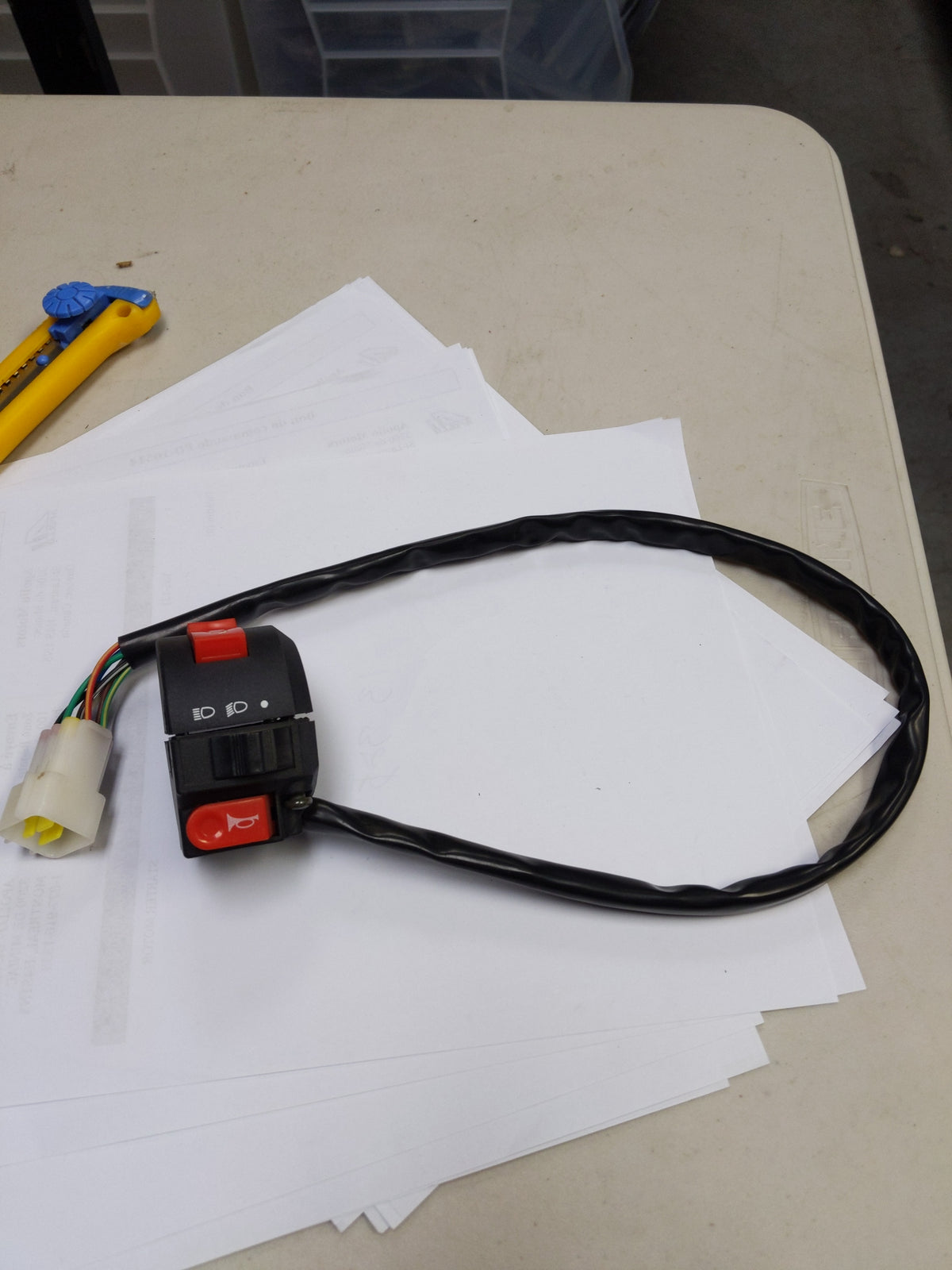 Pièce Apollo E33-011 — TOGGLE SWITCH