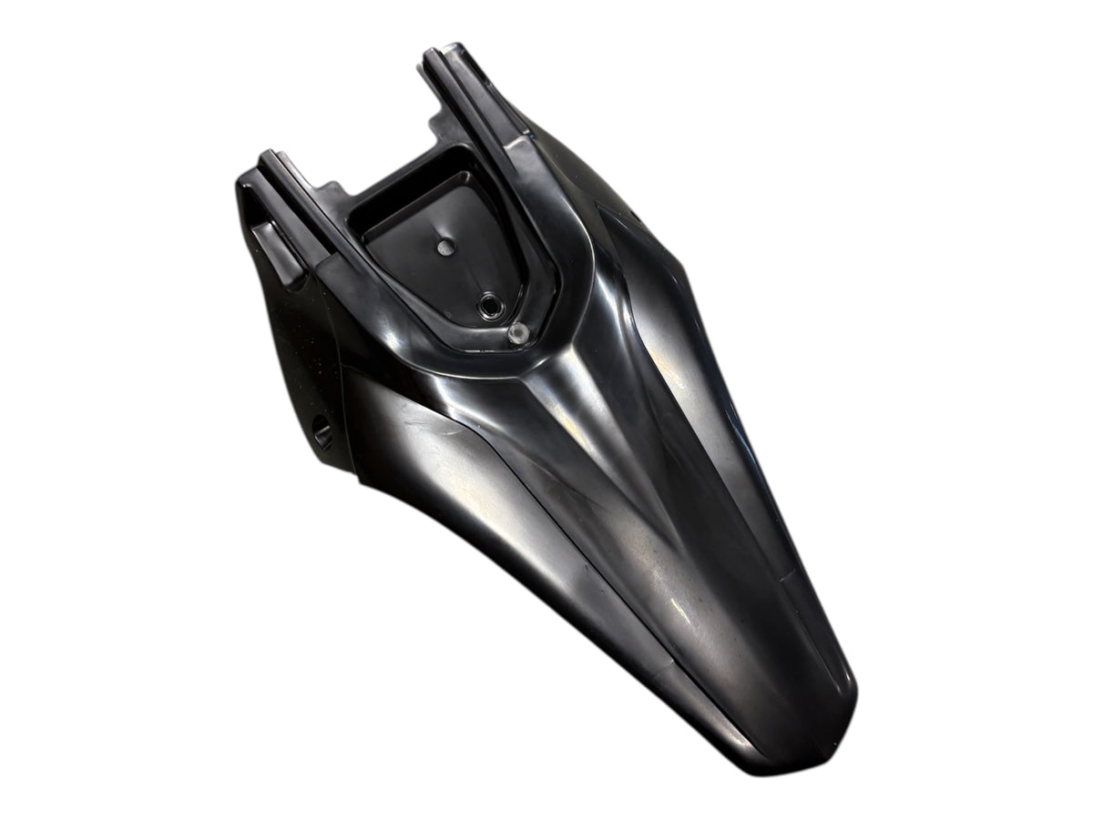 Pièce Apollo 379C-009 — rear fender